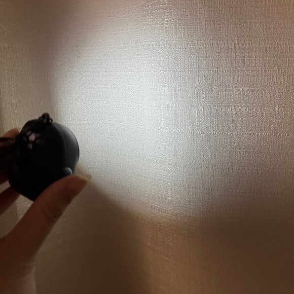 Dual Power pouches w/ Bear Astronaut Light up Keychain - Picture 6 of 8